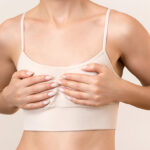 【貧乳は何カップのこと？】貧乳になる原因やバストアップの方法を紹介