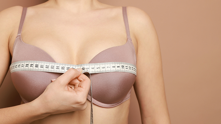 【胸を大きくする方法】理想のバストを叶えるセルフケアと美容医療の方法とは？
