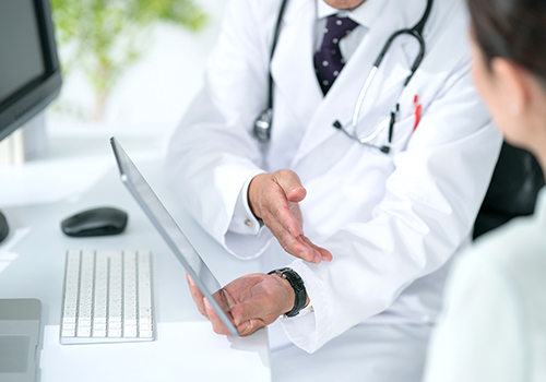 顔の脂肪吸引で後悔しないために知っておくべきこと