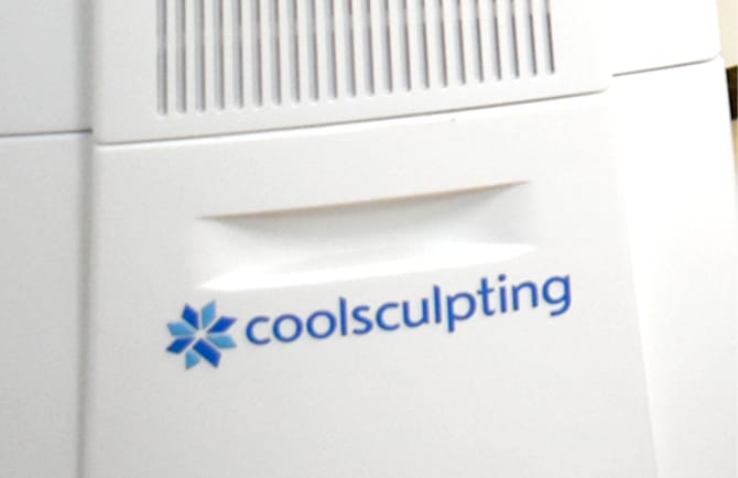 効果、安全性の評価されている純正機器を使用