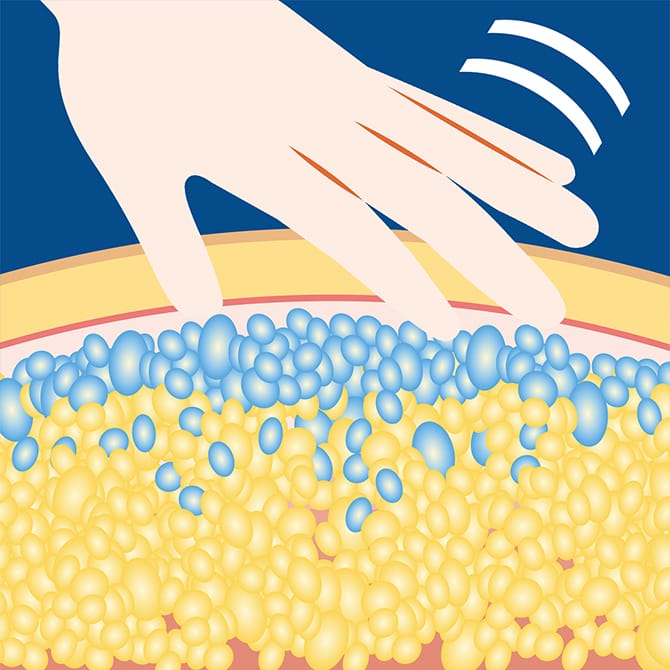 施術箇所をマッサージ