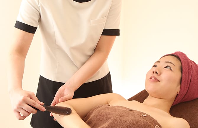 麻酔やクーリングなど、患者様へのケア