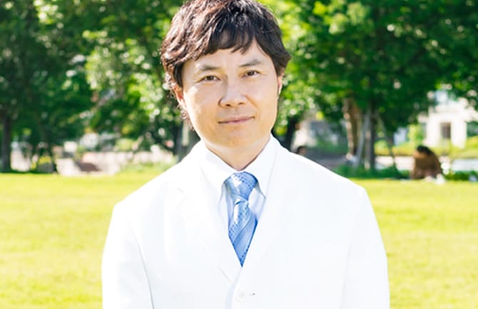 高い技術と経験をもつ医師が施術を担当