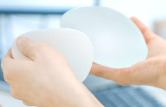 高性能で安全性の高いバッグを採用